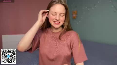 STEFI  Streams every day from 10 PM GTM1  online show from 02-08-26, 06:55