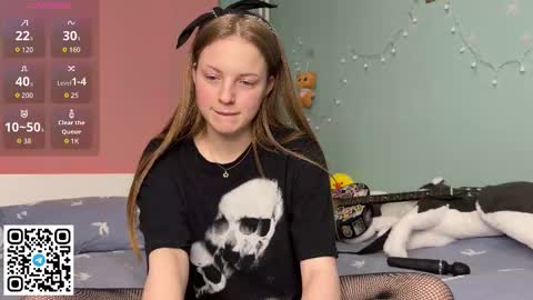 STEFI  Streams every day from 10 PM GTM1  online show from 03-26-26, 06:35