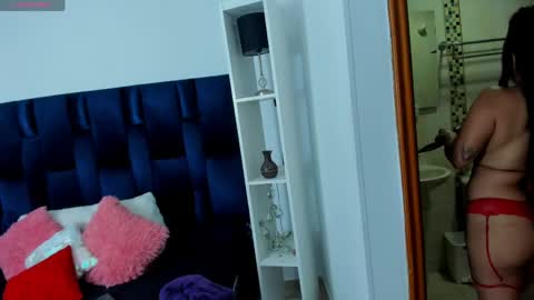 Snapshot of stefyrossy chatting on 04-30-26, 12:11 Stefy online show from 04-30-26, 12:11
