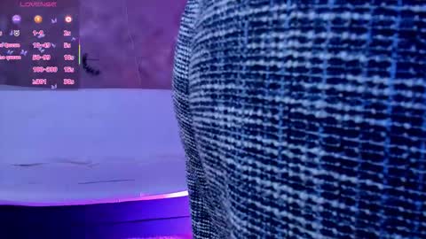 stella online show from 12-22-25, 07:33