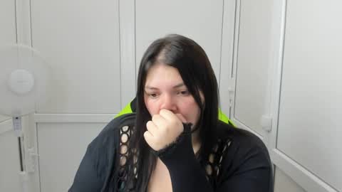 Snapshot of stella_la_ chatting on 06-24-26, 06:45 Stella online show from 06-24-26, 06:45