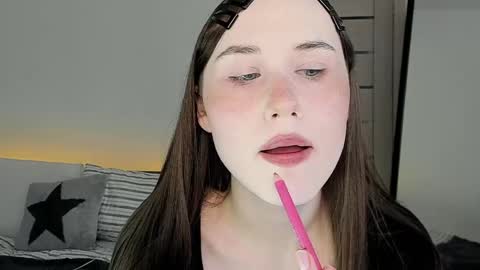 stella_sunny online show from 05-24-26, 04:34