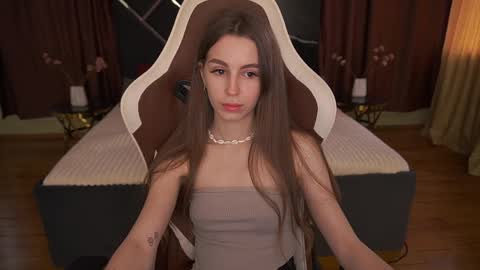 stellahoneywell online show from 04-03-26, 01:09