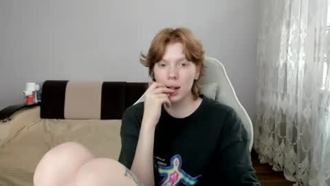 Snapshot of stellaswen chatting on 07-12-26, 12:18 S T E L L A online show from 07-12-26, 12:18