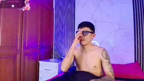 Snapshot of stephanandsamantha chatting on 10-20-25, 09:48 stephanandsamantha online show from 10-20-25, 09:48