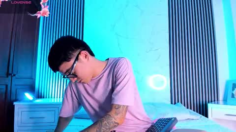 Snapshot of stephanandsamantha chatting on 10-22-25, 09:47 stephanandsamantha online show from 10-22-25, 09:47