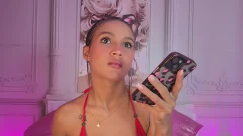 Snapshot of stephani_sweet chatting on 05-24-26, 02:00 Stefff online show from 05-24-26, 02:00