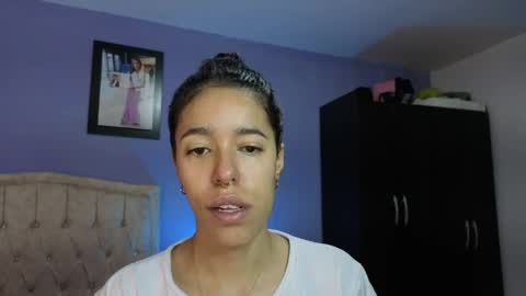 Stephania online show from 05-15-26, 12:56