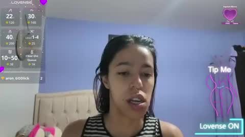 Snapshot of stephania_t chatting on 07-08-26, 02:10 Stephania online show from 07-08-26, 02:10