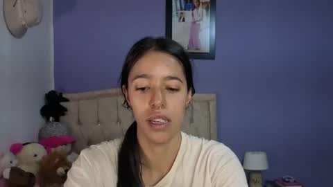 Snapshot of stephania_t chatting on 07-09-26, 02:54 Stephania online show from 07-09-26, 02:54