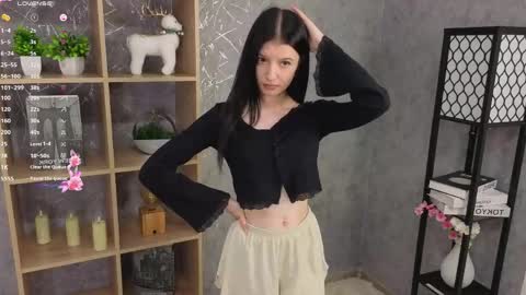 Amelia online show from 04-30-26, 01:45