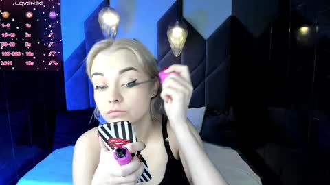 Stephanie Sea online show from 02-24-25, 02:04