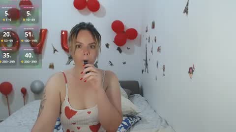Snapshot of stephaniewild chatting on 07-01-26, 10:06 Stephanie online show from 07-01-26, 10:06