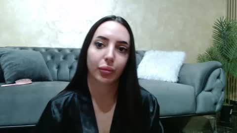 Snapshot of stepmommy19 chatting on 06-27-26, 05:07 StepMommy19 online show from 06-27-26, 05:07