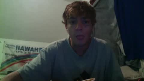 Snapshot of stepsondog chatting on 07-26-26, 09:32 juan online show from 07-26-26, 09:32