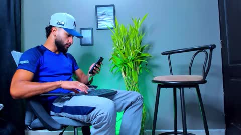 Steve  online show from 10-22-25, 12:05