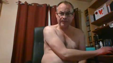 stevejm3740 online show from 03-01-25, 08:42