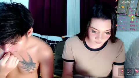 Snapshot of steven_kate chatting on 07-10-26, 06:10 online show from 07-10-26, 06:10