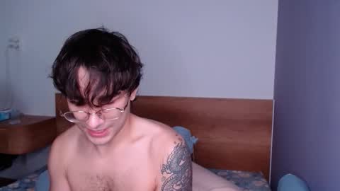 Alex   online show from 02-02-26, 05:06