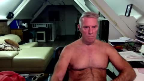stevetwo online show from 05-27-26, 09:23