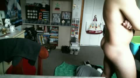 Snapshot of stickey4areason chatting on 02-23-26, 08:28 stickey online show from 02-23-26, 08:28