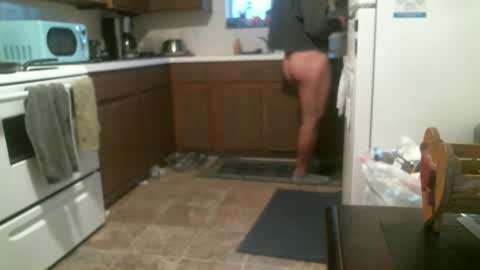 Snapshot of stickey4areason chatting on 03-05-26, 11:23 stickey online show from 03-05-26, 11:23