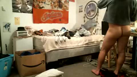 Snapshot of stickey4areason chatting on 03-12-26, 04:18 stickey online show from 03-12-26, 04:18