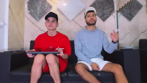 friends online show from 02-15-26, 05:04