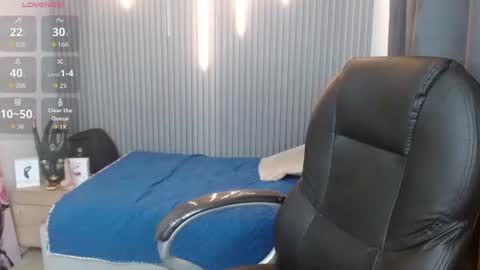 Snapshot of stiwentwink chatting on 06-11-26, 01:09 Stiwen online show from 06-11-26, 01:09