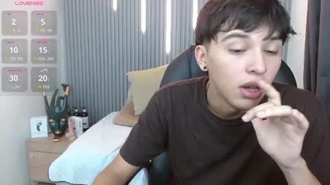 Snapshot of stiwentwink chatting on 07-02-26, 01:50 Stiwen online show from 07-02-26, 01:50