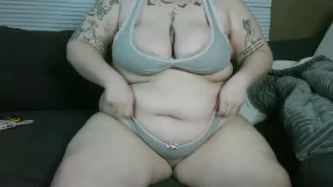 stonedbbw01 online show from 02-23-26, 07:50