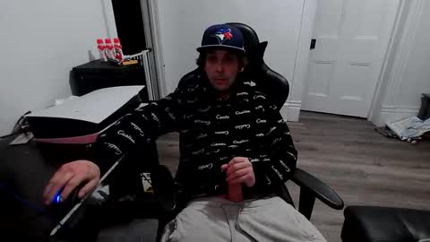 Snapshot of stonedpanda77 chatting on 04-30-26, 01:01 stonedpanda77 online show from 04-30-26, 01:01