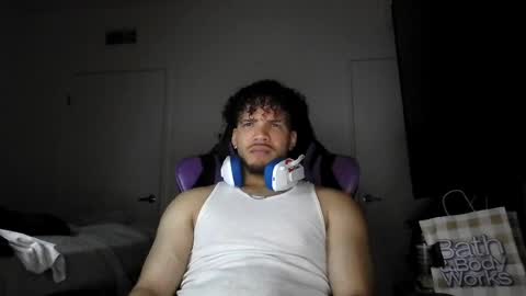 Snapshot of str8dj chatting on 06-17-26, 04:48 Dj online show from 06-17-26, 04:48