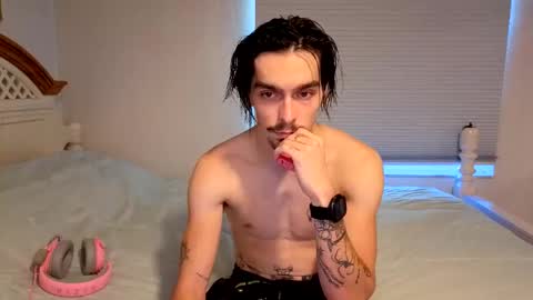 str8whiteboy21 online show from 11-15-25, 05:42