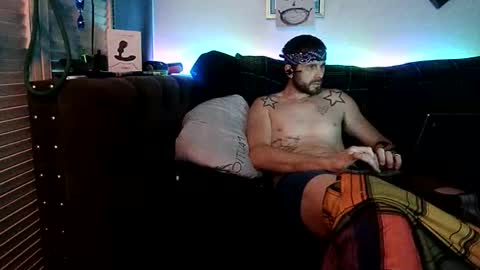 straitpipermann22 online show from 04-15-26, 09:04