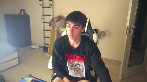 Ray online show from 12-03-25, 02:59