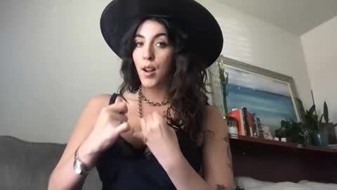 Snapshot of strawberripulp chatting on 10-31-25, 07:59 Angel Baby online show from 10-31-25, 07:59