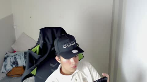 Street online show from 04-08-26, 10:32