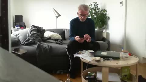 stremic online show from 10-25-25, 09:50