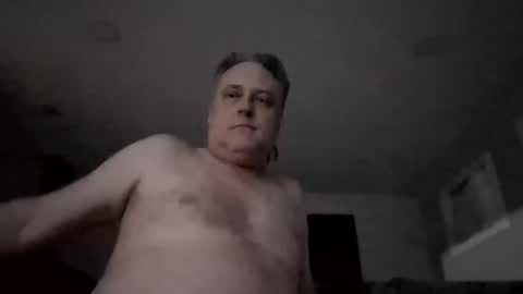 Snapshot of strokeofgenius69 chatting on 04-04-26, 04:44 Cumallcumnow online show from 04-04-26, 04:44