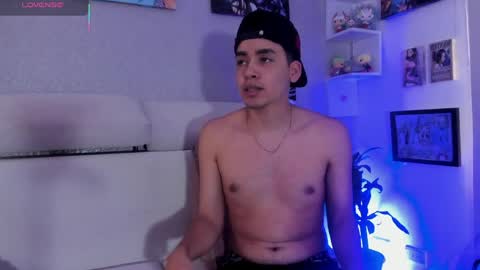 strong_rock69 online show from 04-01-26, 03:31