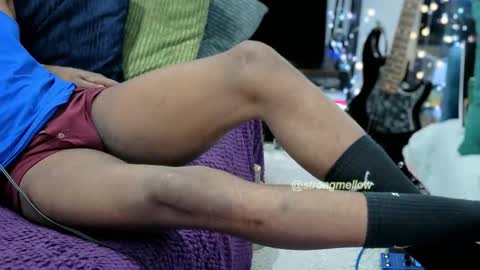 strongmellow online show from 02-19-26, 06:37