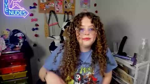 Strwbby online show from 03-06-26, 06:10