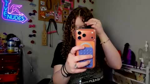 Strwbby online show from 03-19-26, 02:15