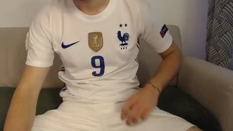 Stud From Paris online show from 06-21-26, 11:57