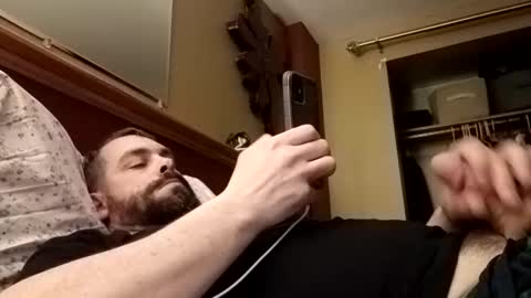 Stud online show from 04-17-26, 03:20