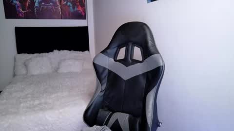 Snapshot of stylishman01 chatting on 06-24-26, 09:25 stylish man online show from 06-24-26, 09:25