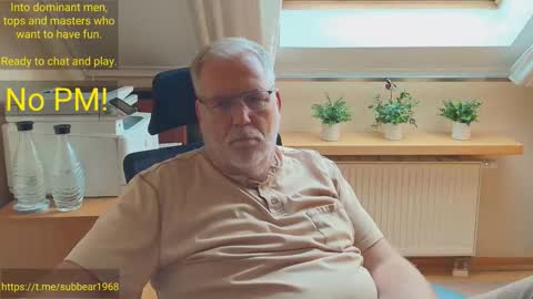Snapshot of subbear1968 chatting on 06-09-26, 03:12 subbear1968 online show from 06-09-26, 03:12