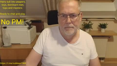 Snapshot of subbear1968 chatting on 06-13-26, 08:29 subbear1968 online show from 06-13-26, 08:29