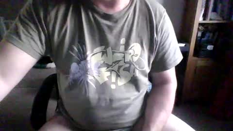 Snapshot of submissivepig4u chatting on 05-02-26, 06:57 The PIG online show from 05-02-26, 06:57
